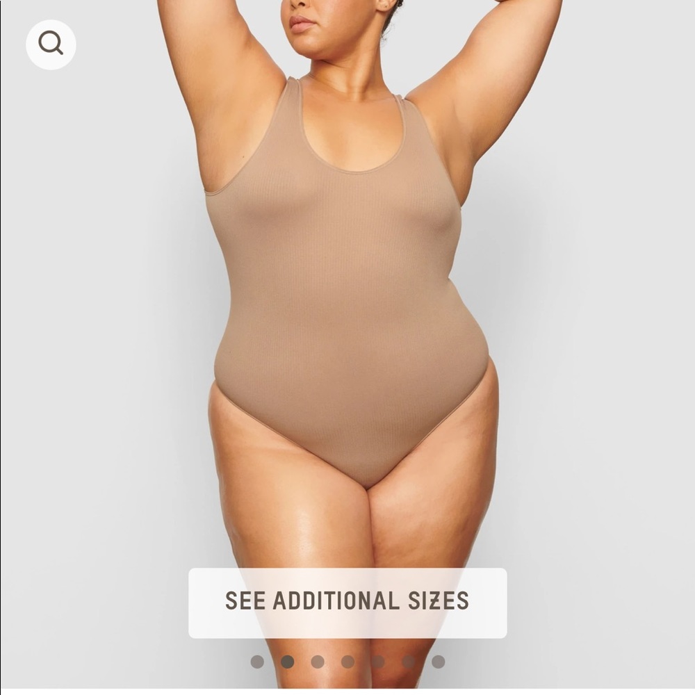 SKIMS Stretch Rib Scoop Tank Bodysuit - Picture 2 of 5